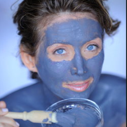 маски для лица из голубой глины